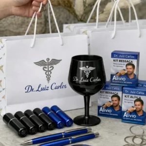 Kit Formatura para brindes, Personalizado: 7 Itens Exclusivos com Nome e Logo para presentear os convidados na festa de formatura da faculdade